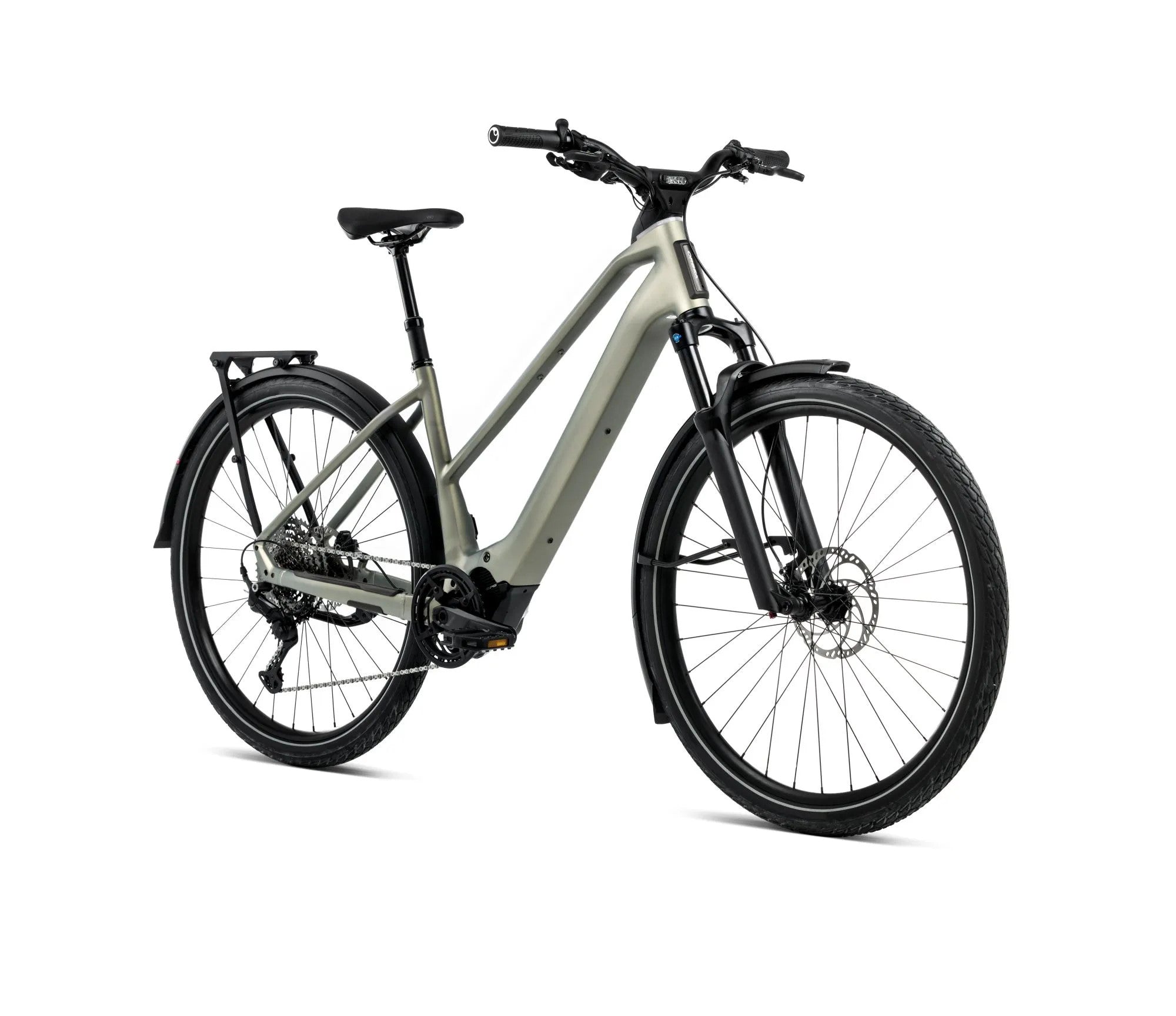 S375TTCC-W8-FRONT-KEMEN_TOUR10_MID