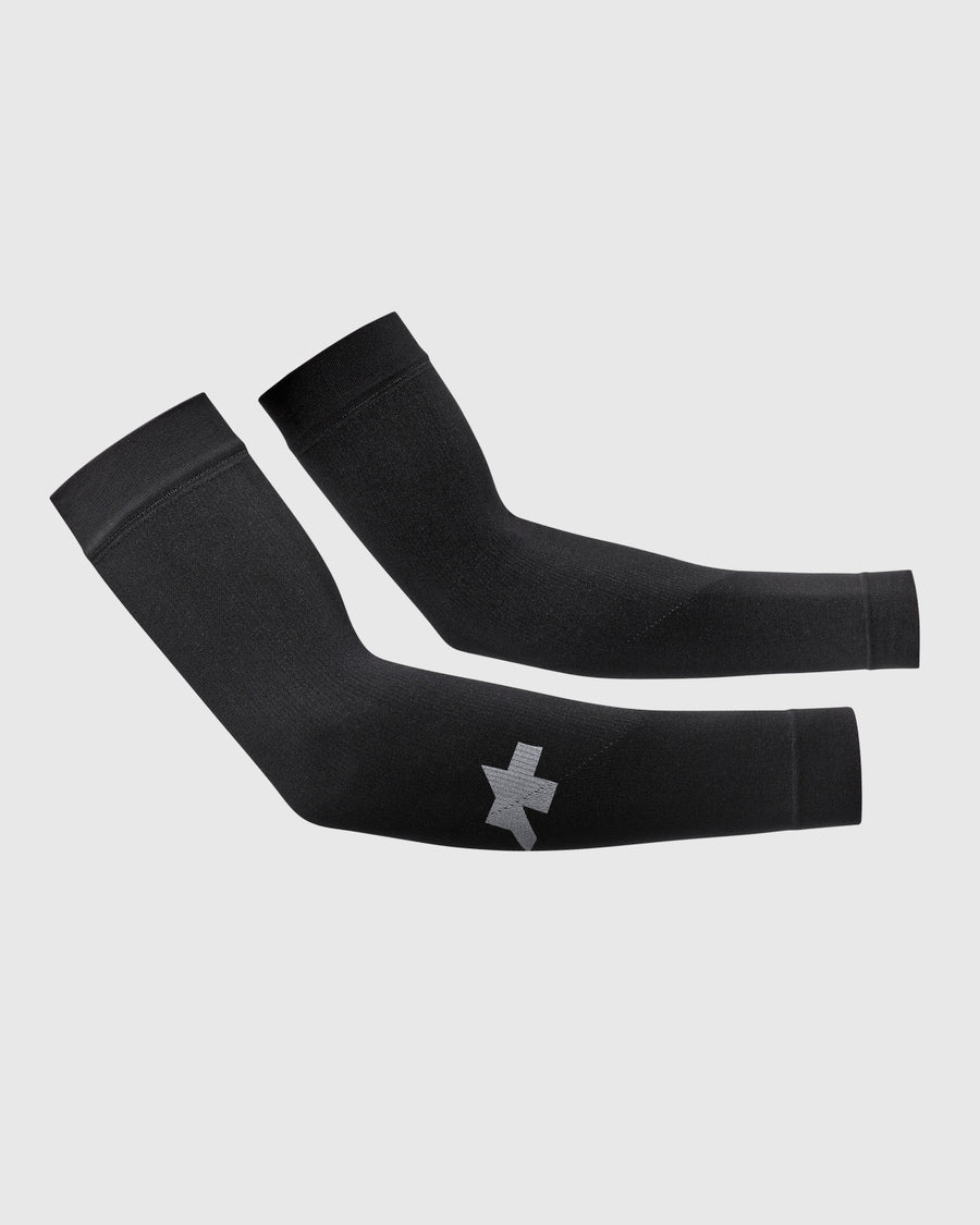 Manguitos Assos Summer UV Protector P1 Black Series #2