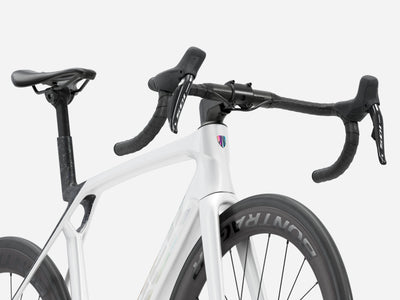 Trek Madone SL 6 Gen 8 2026 Gloss Crystal White/Matte Deep Smoke #5