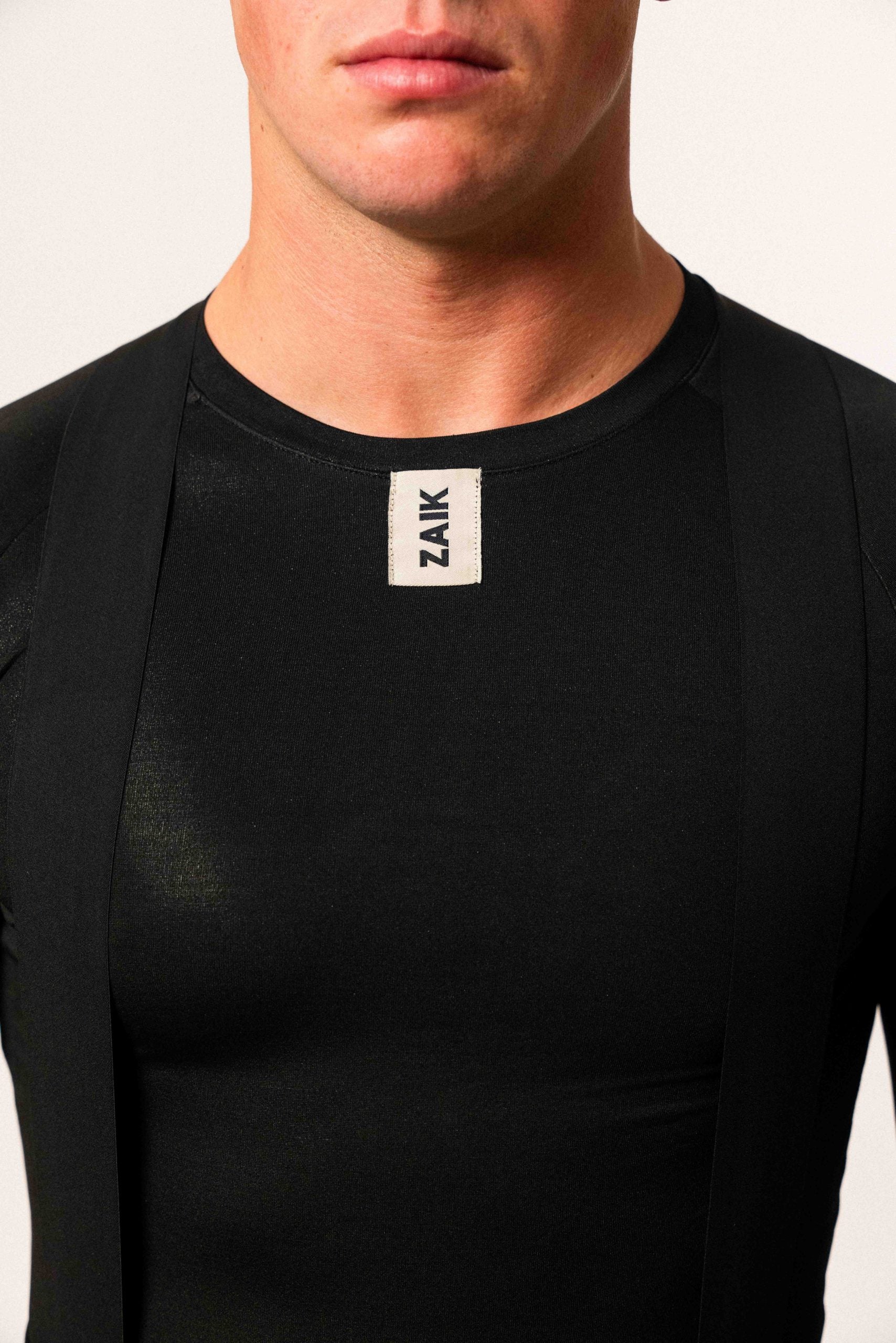 Zaik Camiseta Interior Protect Unisex Negro Hisoft #6