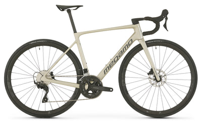 Megamo Raise 20 2026 Silver Ash