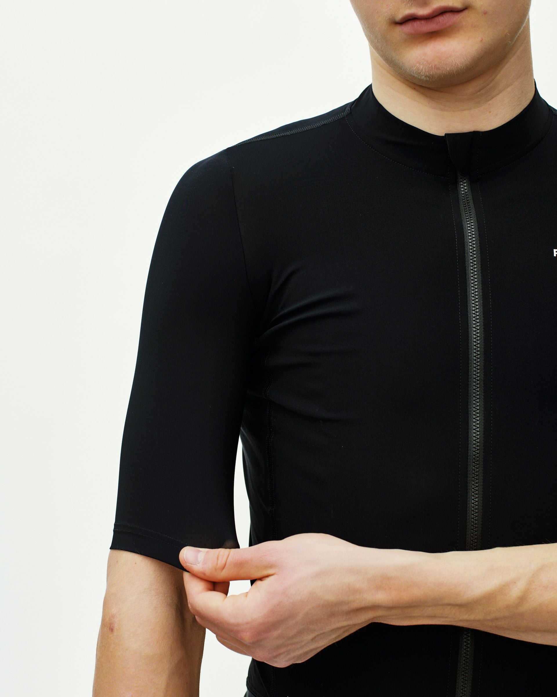 Maillot Manga Corta Pas Normal Studios Essential Hombre Light Black #8